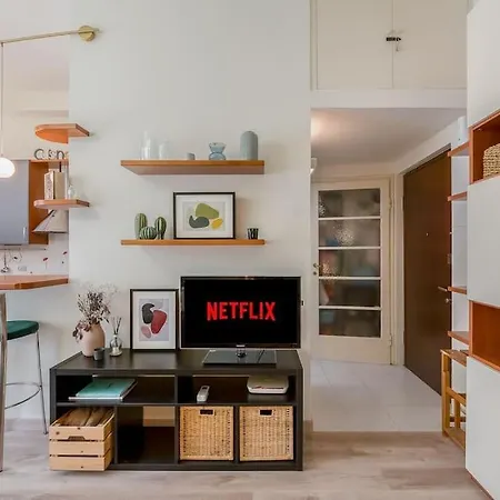 Apartment Stazione 7 Minutes By Walk Modern Luxury Milan